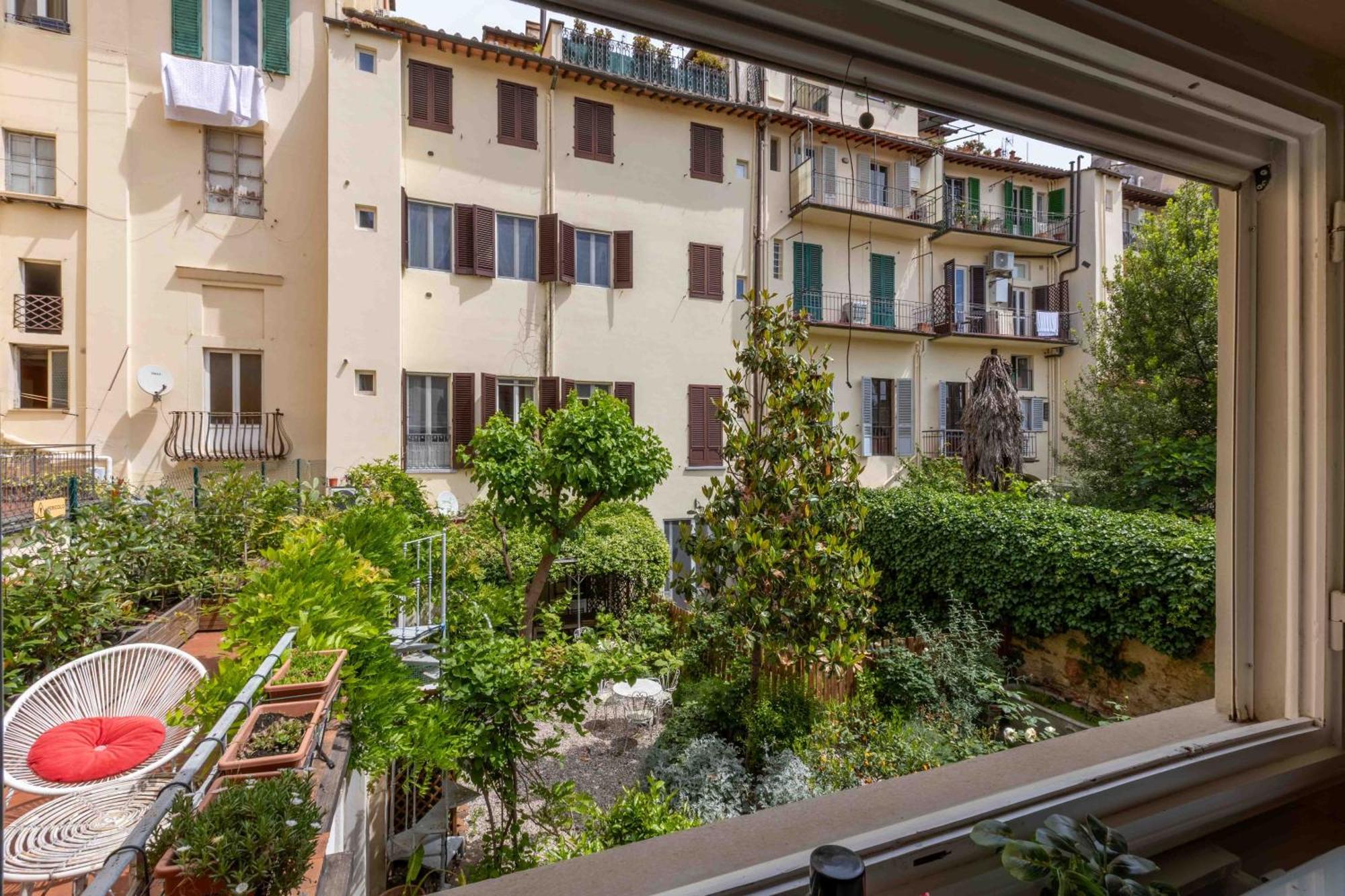 Secret Garden Firenze B&B Экстерьер фото